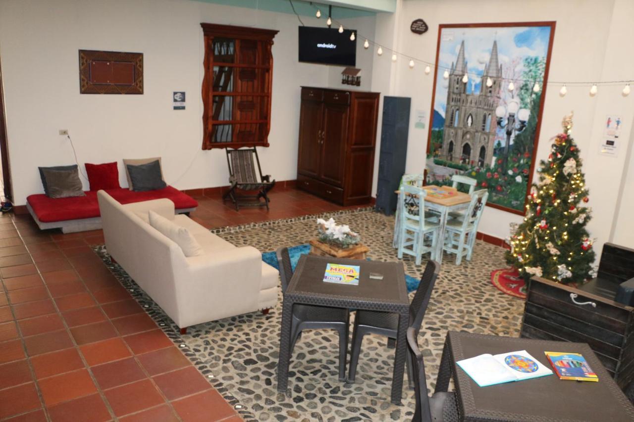 Candileja Hostel Хардин Экстерьер фото